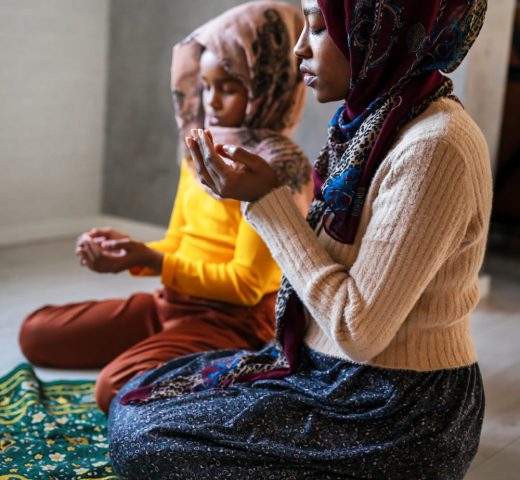 portrait-of-muslim-mother-with-child-during-islami-2024-10-03-00-48-23-utc